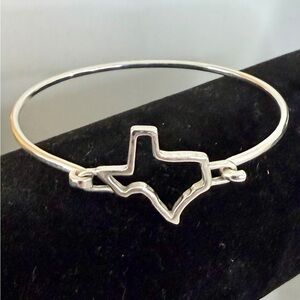 JAMES AVERY Sterling Outline State Texas Forged Hook-on Bangle Bracelet; RETIRED